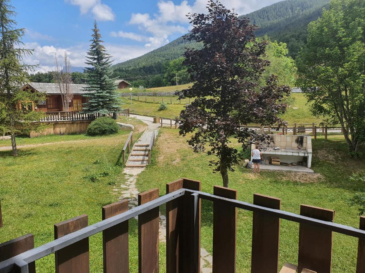 Studio 4 A 5 Personnes Saint Jean Montclar Montclar  Eksteriør bilde